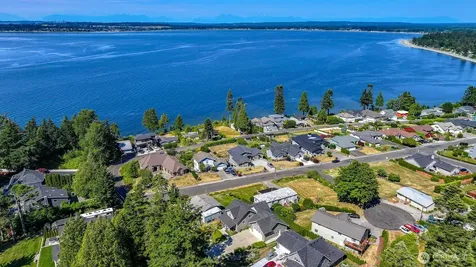 6846 Holeman Avenue Blaine WA 98230