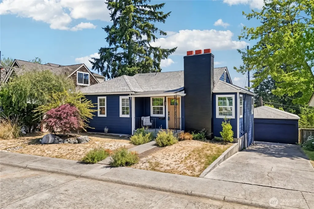 3310 9th Avenue W Seattle WA 98119