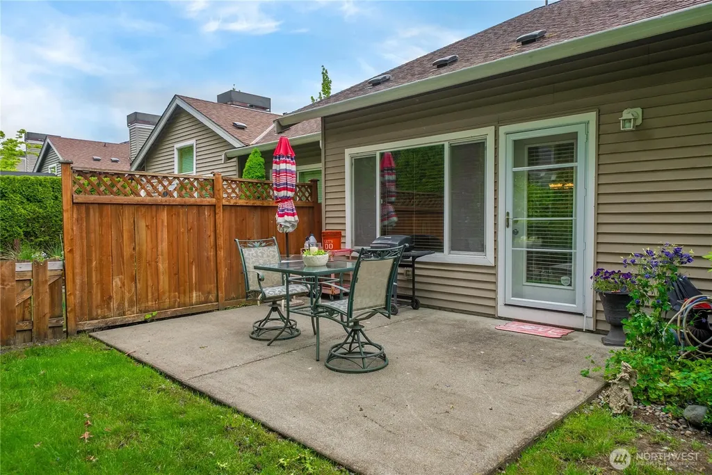 6445 James Avenue SE Auburn WA 98092