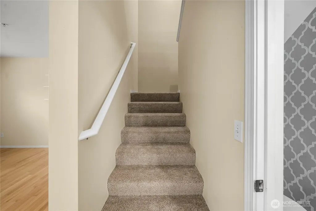 6445 James Avenue SE Auburn WA 98092