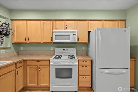 6445 James Avenue SE Auburn WA 98092