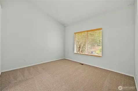 6445 James Avenue SE Auburn WA 98092