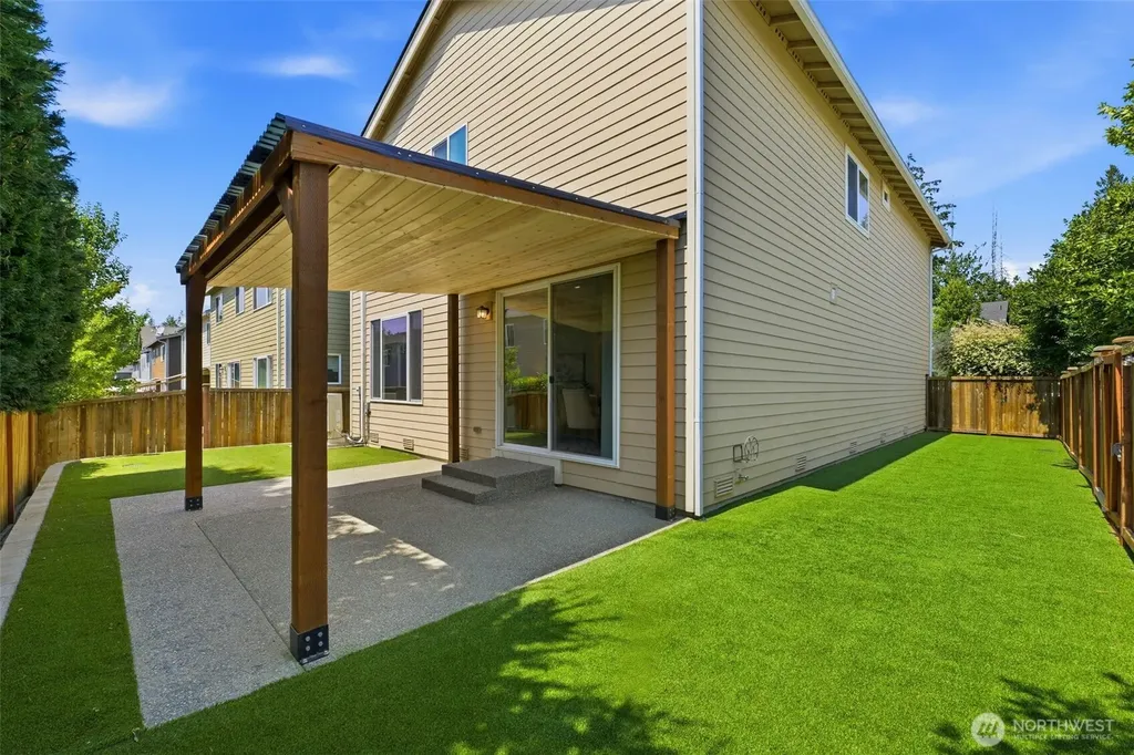 5012 Admiral Street Gig Harbor WA 98332