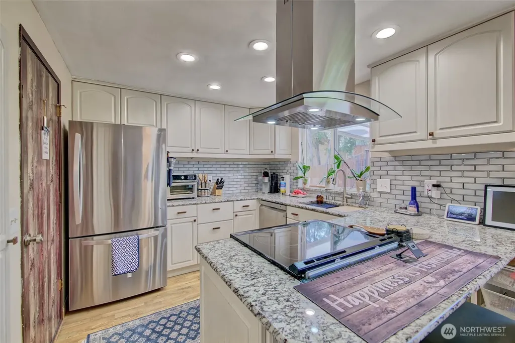 6410 65th Place NE Marysville WA 98270
