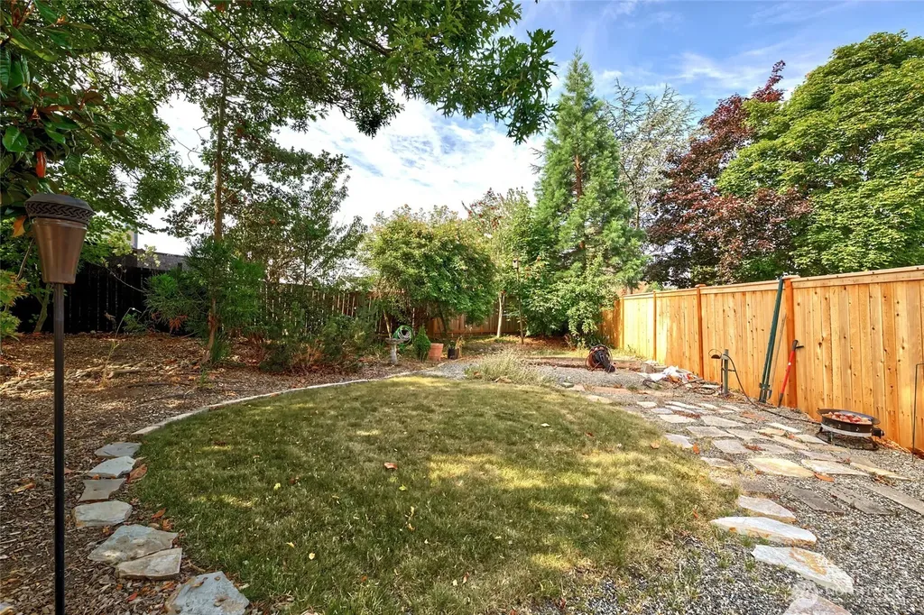 6410 65th Place NE Marysville WA 98270
