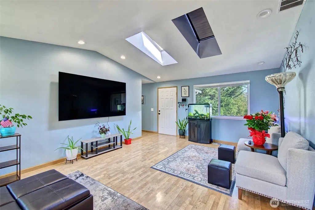 6410 65th Place NE Marysville WA 98270