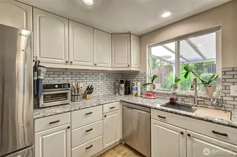 6410 65th Place NE Marysville WA 98270