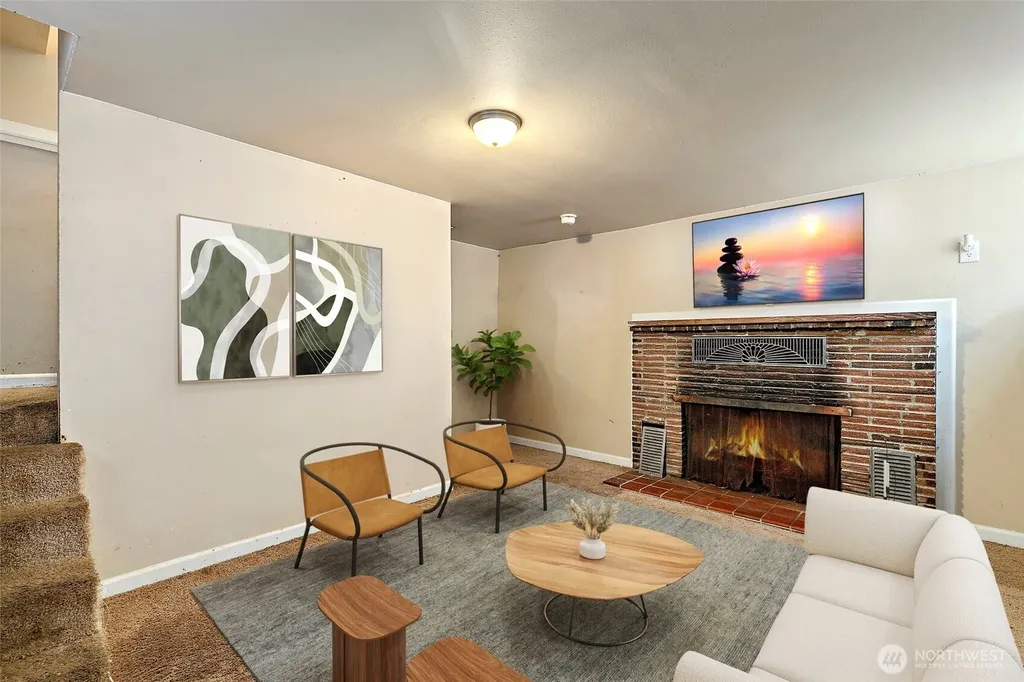 14008 42nd Avenue S Tukwila WA 98168