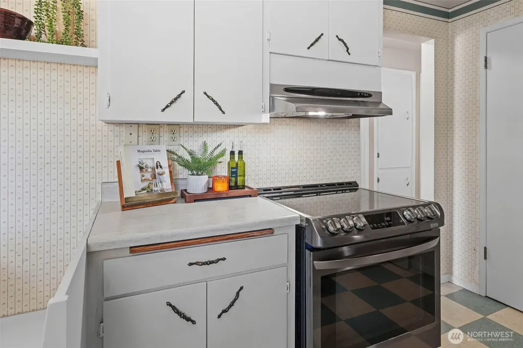 2306 N Shirley Street Tacoma WA 98406