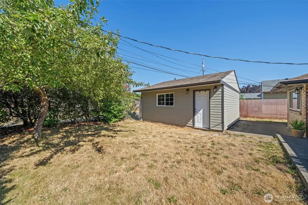 2306 N Shirley Street Tacoma WA 98406