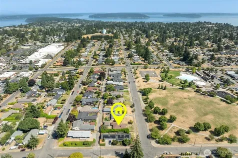 2306 N Shirley Street Tacoma WA 98406