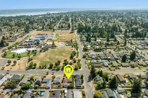 2306 N Shirley Street Tacoma WA 98406