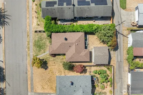 2306 N Shirley Street Tacoma WA 98406