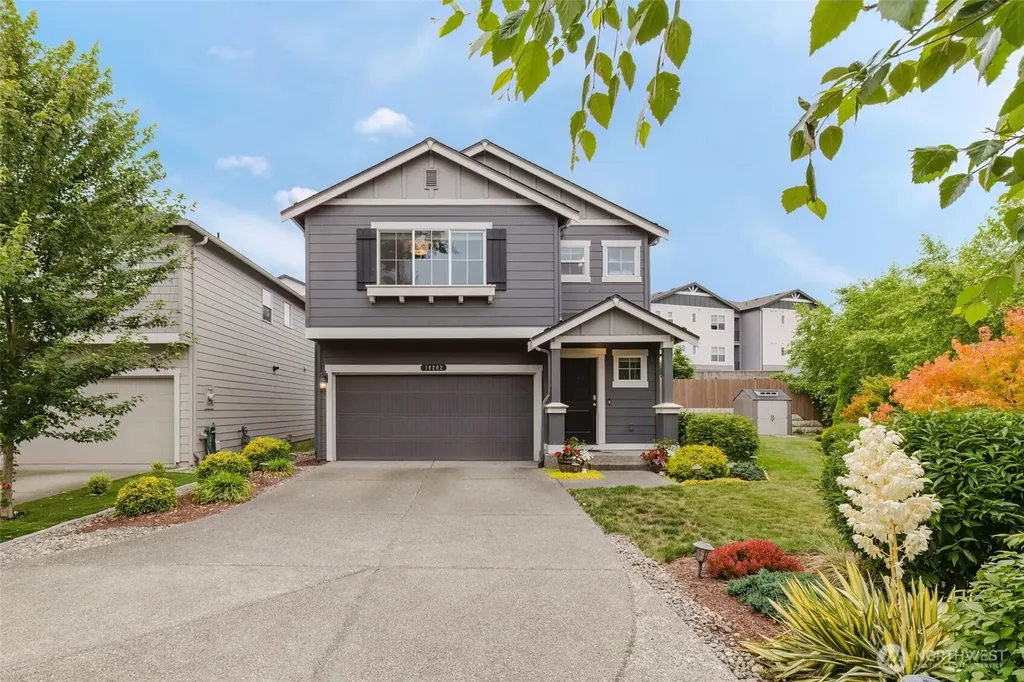 18202 107th Avenue E Puyallup WA 98374