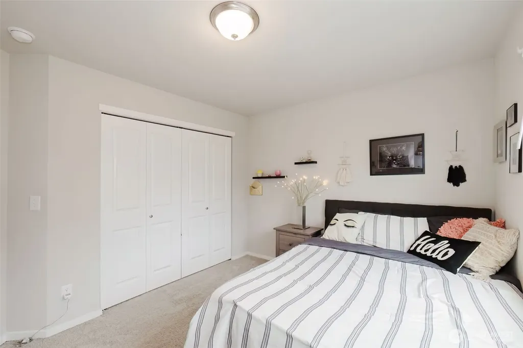 18202 107th Avenue E Puyallup WA 98374