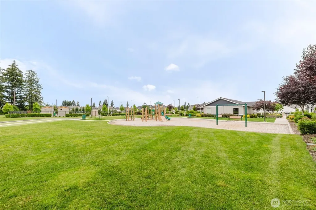 18202 107th Avenue E Puyallup WA 98374
