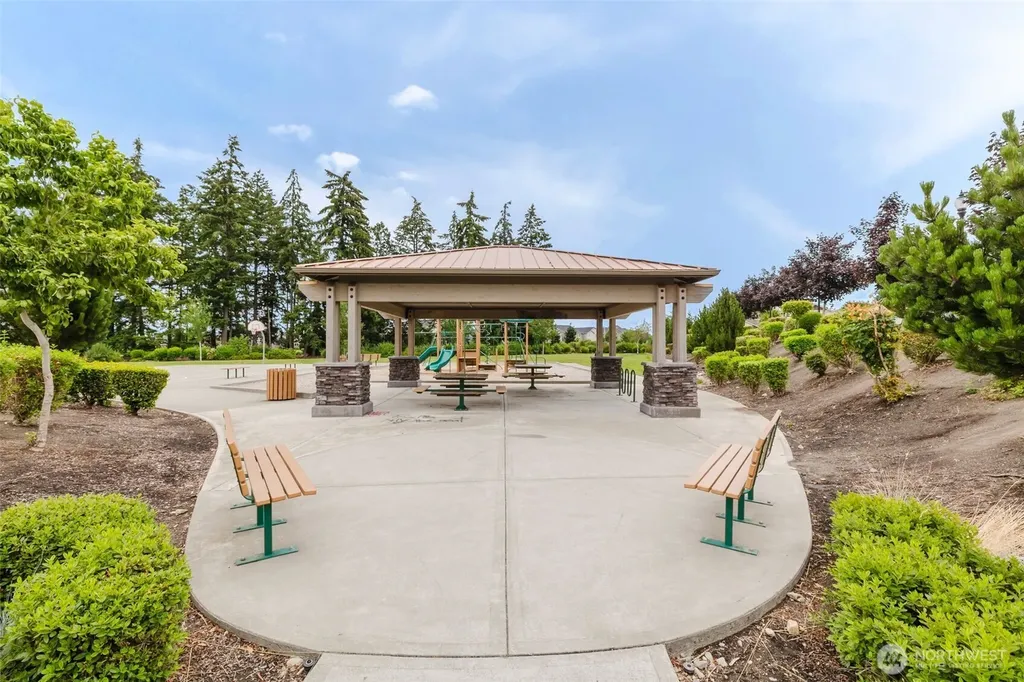 18202 107th Avenue E Puyallup WA 98374