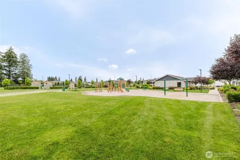 18202 107th Avenue E Puyallup WA 98374