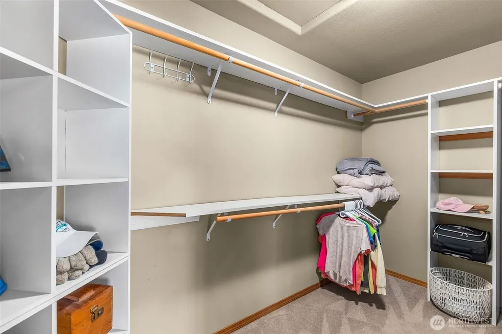 2315 20th Avenue NE Olympia WA 98506