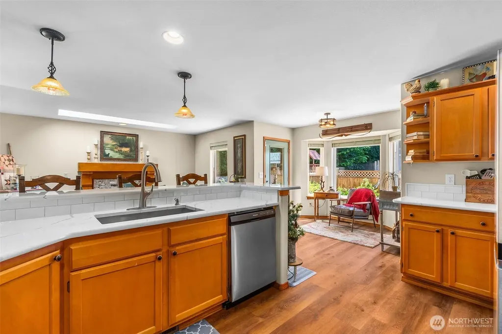 2315 20th Avenue NE Olympia WA 98506