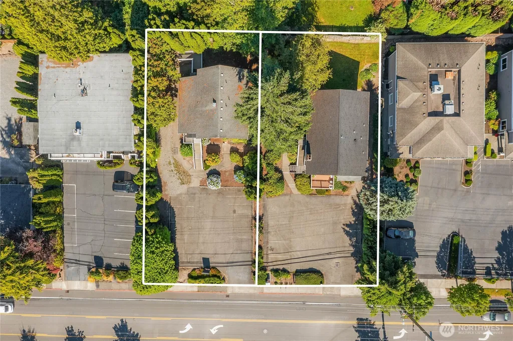 816 6th Street S Kirkland WA 98004