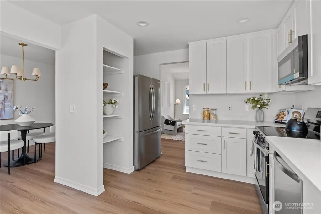 2956 Lowren Loop Port Orchard WA 98366