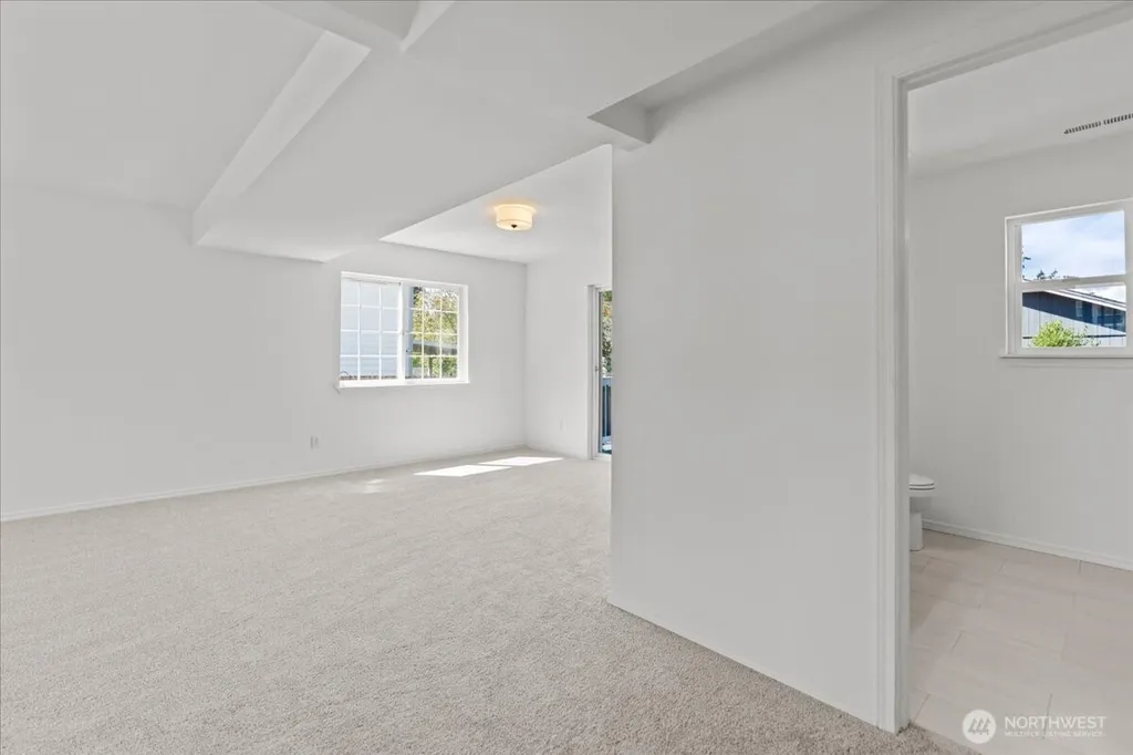 2956 Lowren Loop Port Orchard WA 98366