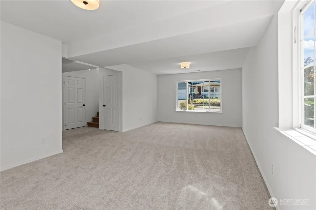 2956 Lowren Loop Port Orchard WA 98366