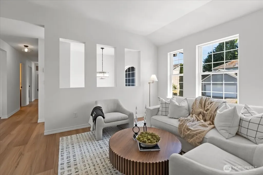 2956 Lowren Loop Port Orchard WA 98366