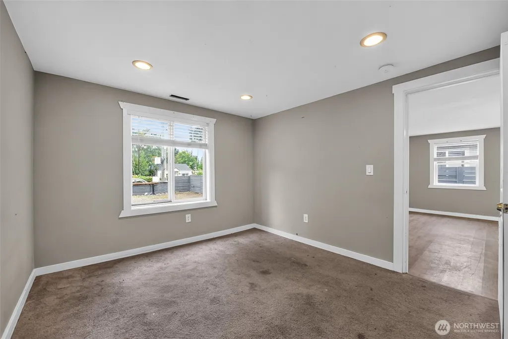 512 133rd Street S Tacoma WA 98444