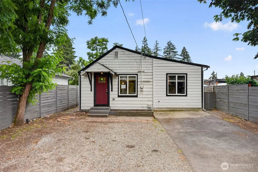 512 133rd Street S Tacoma WA 98444