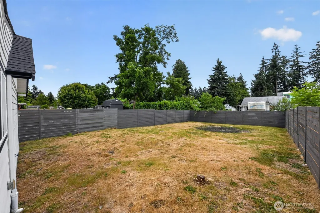 512 133rd Street S Tacoma WA 98444