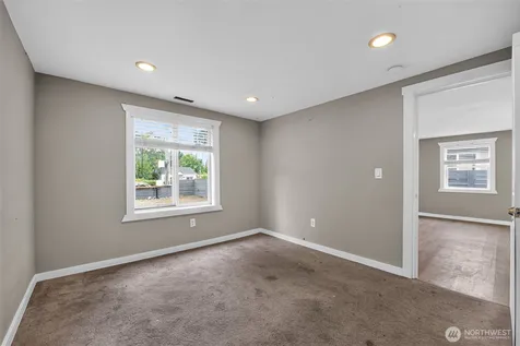512 133rd Street S Tacoma WA 98444