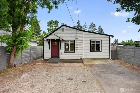 512 133rd Street S Tacoma WA 98444