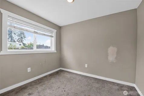 512 133rd Street S Tacoma WA 98444