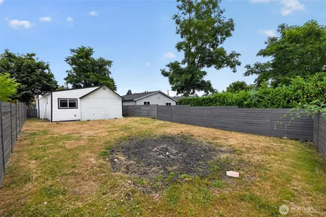 512 133rd Street S Tacoma WA 98444