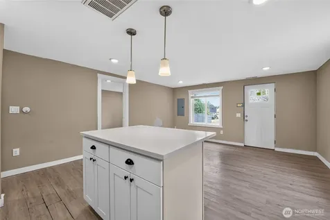 512 133rd Street S Tacoma WA 98444