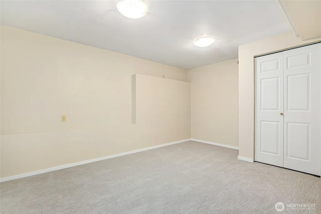 3517 109th Place NE Bellevue WA 98004