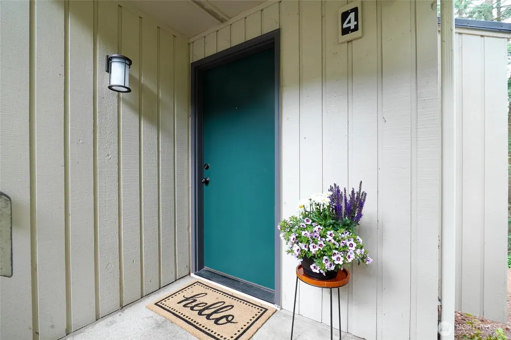 3517 109th Place NE Bellevue WA 98004