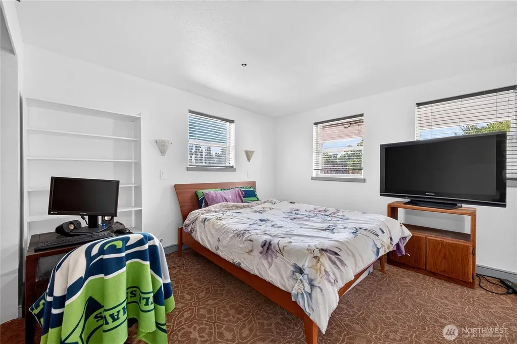13043 40th Ave S Tukwila WA 98168