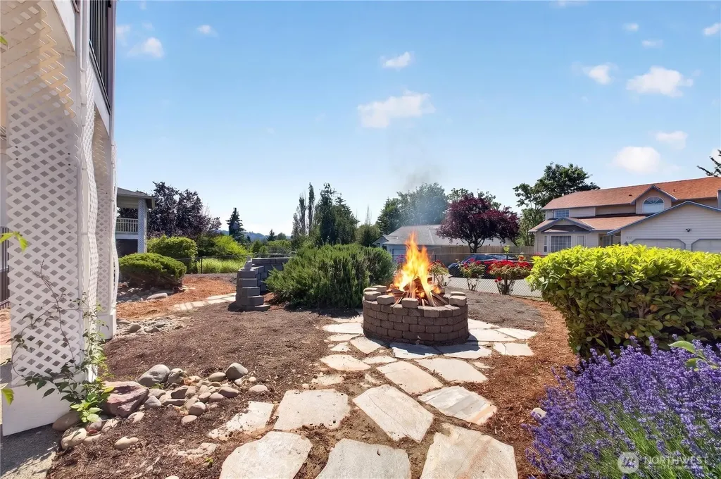 13043 40th Ave S Tukwila WA 98168