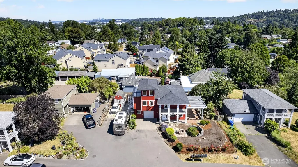 13043 40th Ave S Tukwila WA 98168