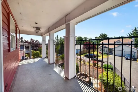 13043 40th Ave S Tukwila WA 98168