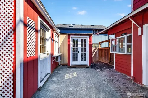 13043 40th Ave S Tukwila WA 98168