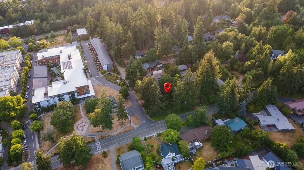 868 Gilmore Way NE Bainbridge Island WA 98110