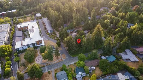 868 Gilmore Way NE Bainbridge Island WA 98110