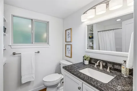 477 Lake Samish Drive Bellingham WA 98229