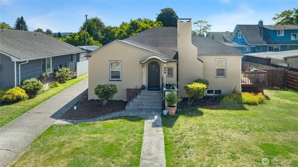 808 N Thornton Street Aberdeen WA 98520