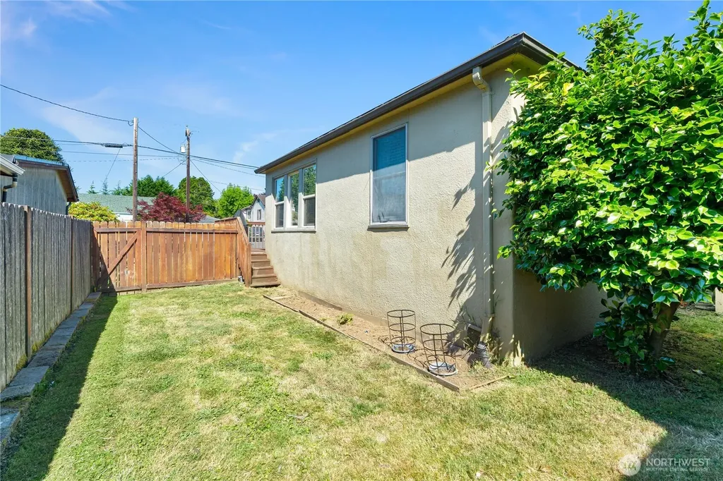 808 N Thornton Street Aberdeen WA 98520