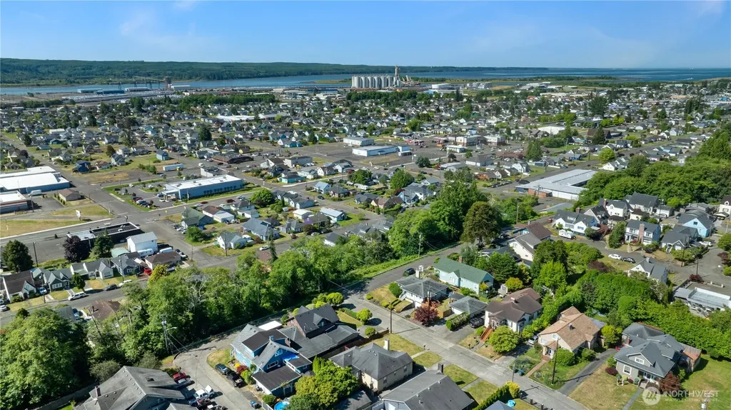 808 N Thornton Street Aberdeen WA 98520